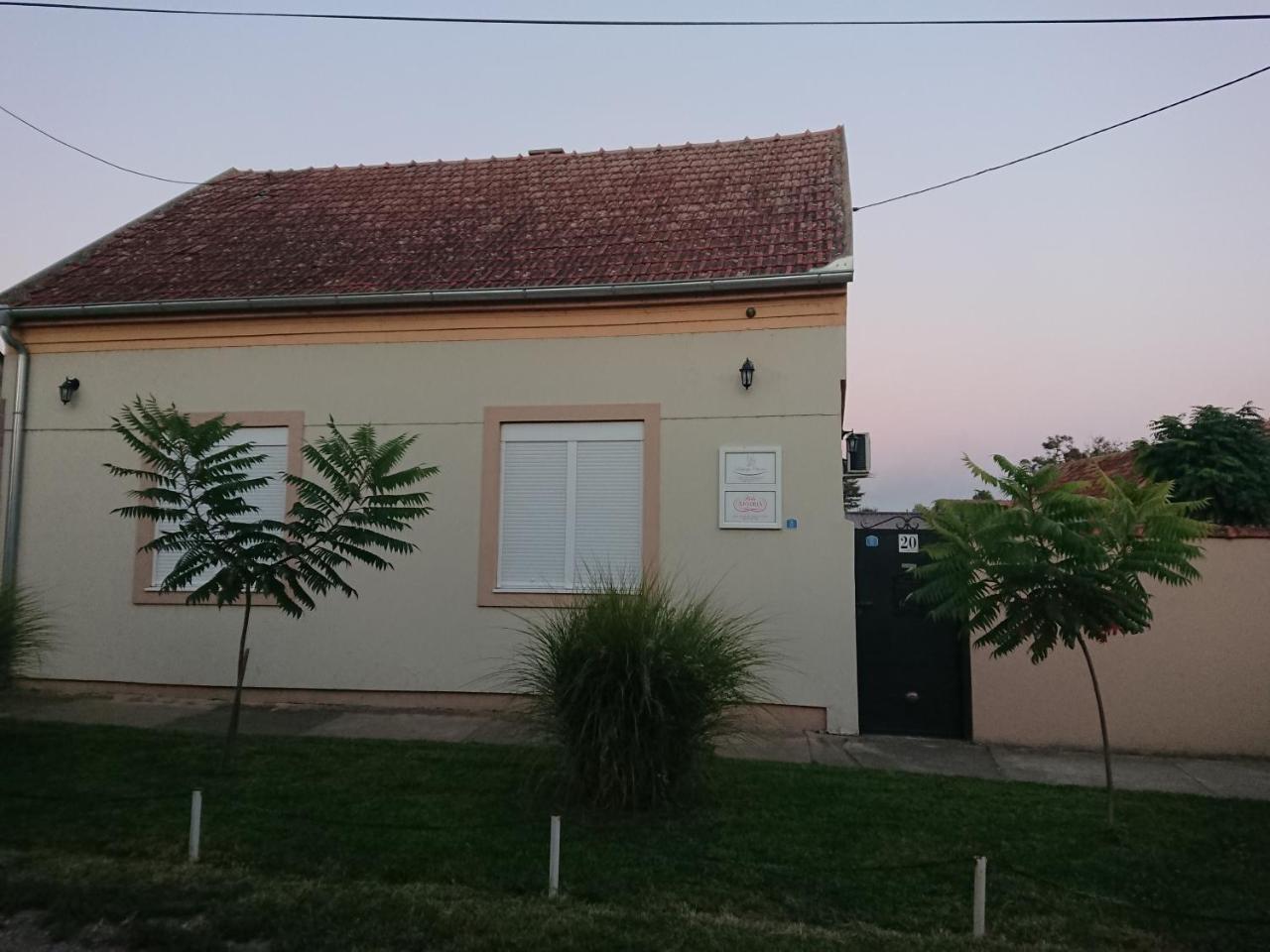 Guest House A'Storia روما المظهر الخارجي الصورة